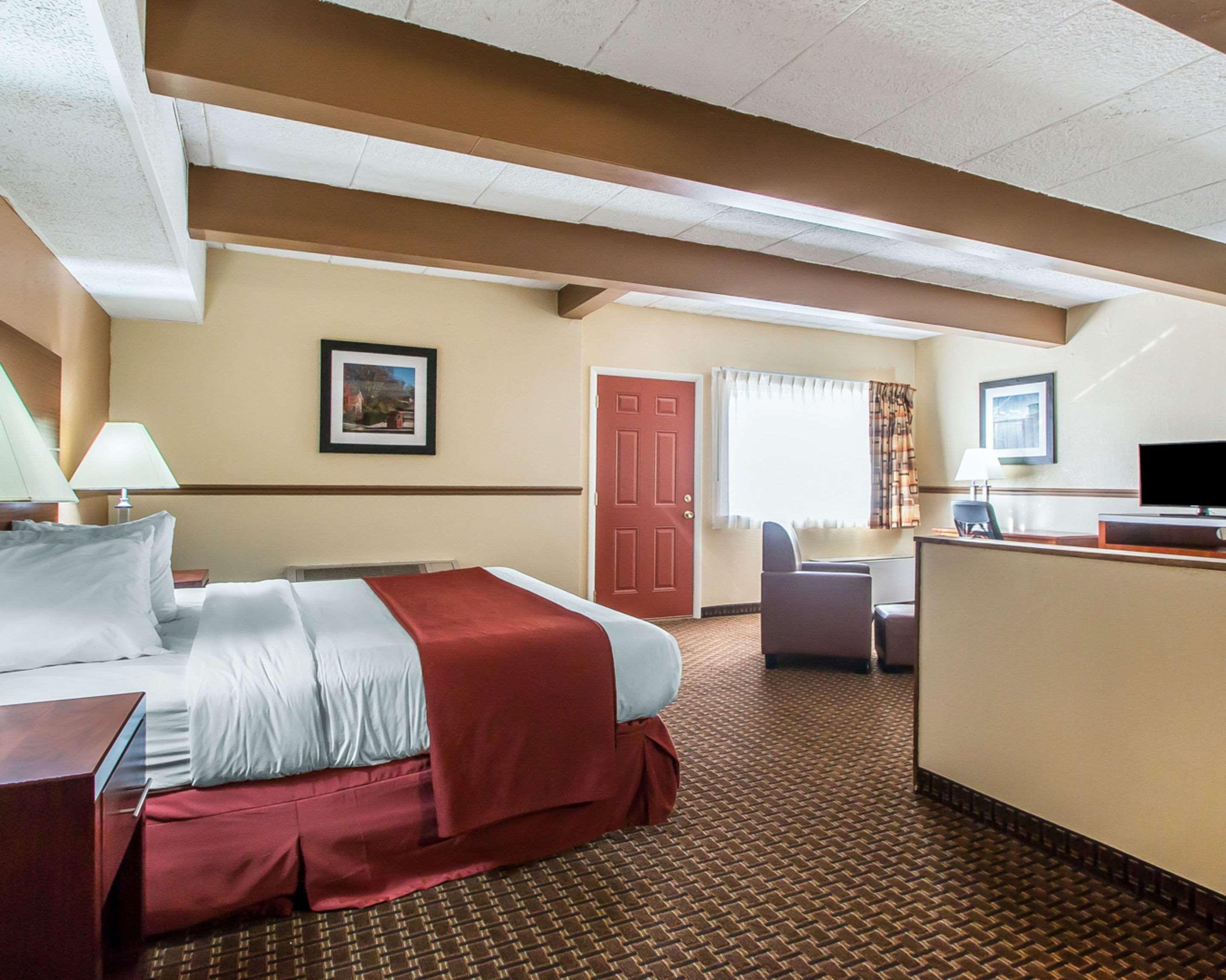 Quality Inn East Dubuque Dış mekan fotoğraf