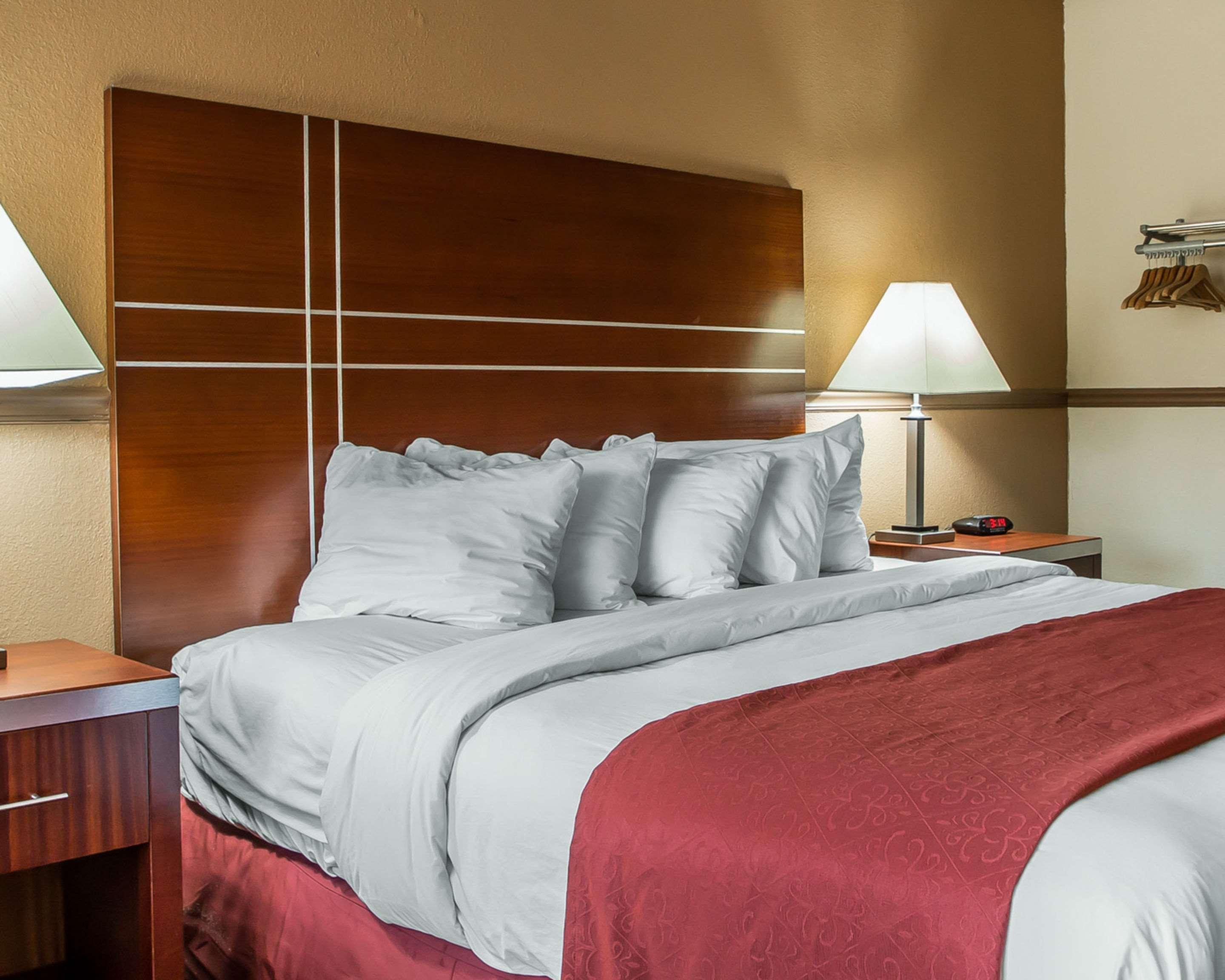 Quality Inn East Dubuque Dış mekan fotoğraf