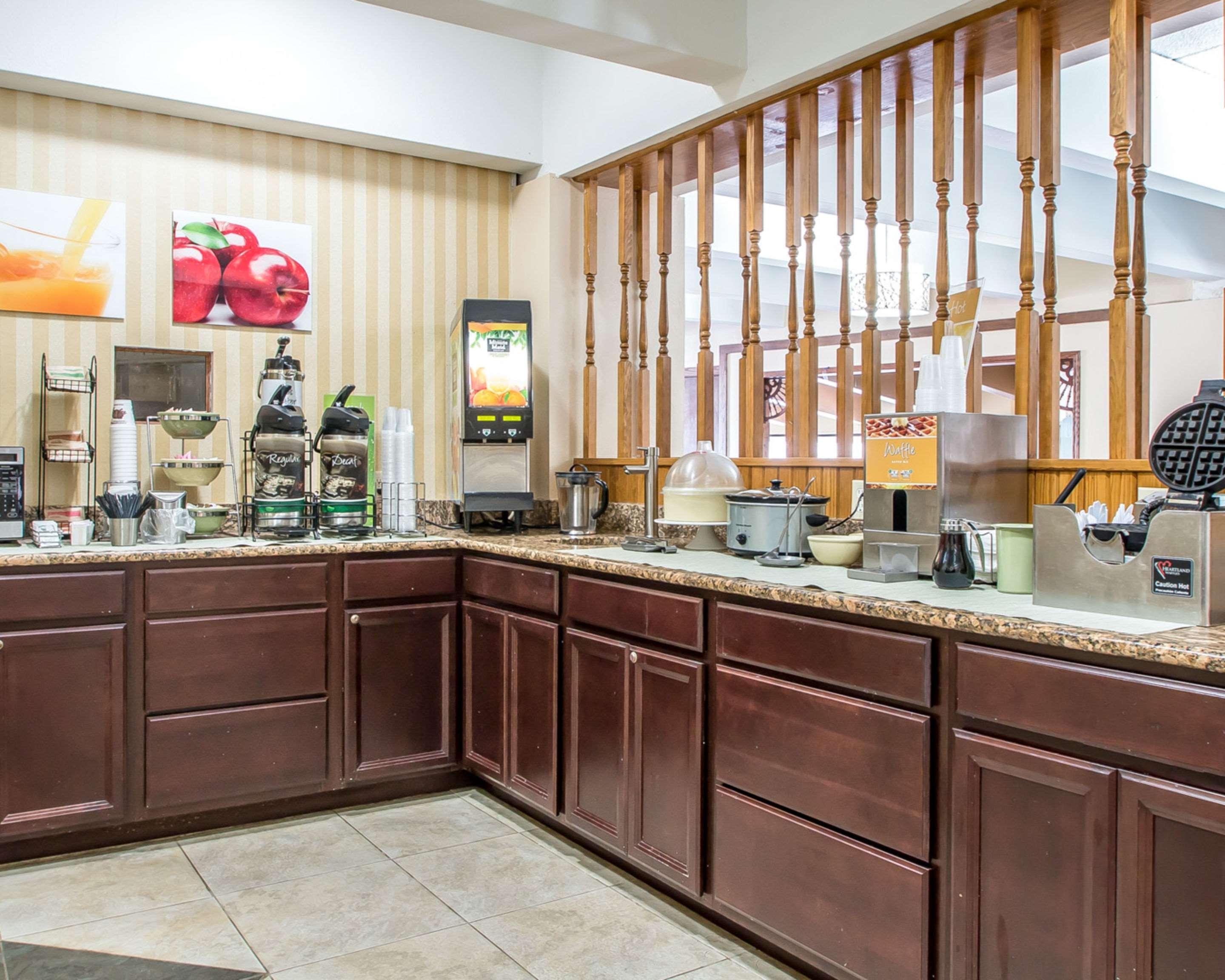 Quality Inn East Dubuque Dış mekan fotoğraf