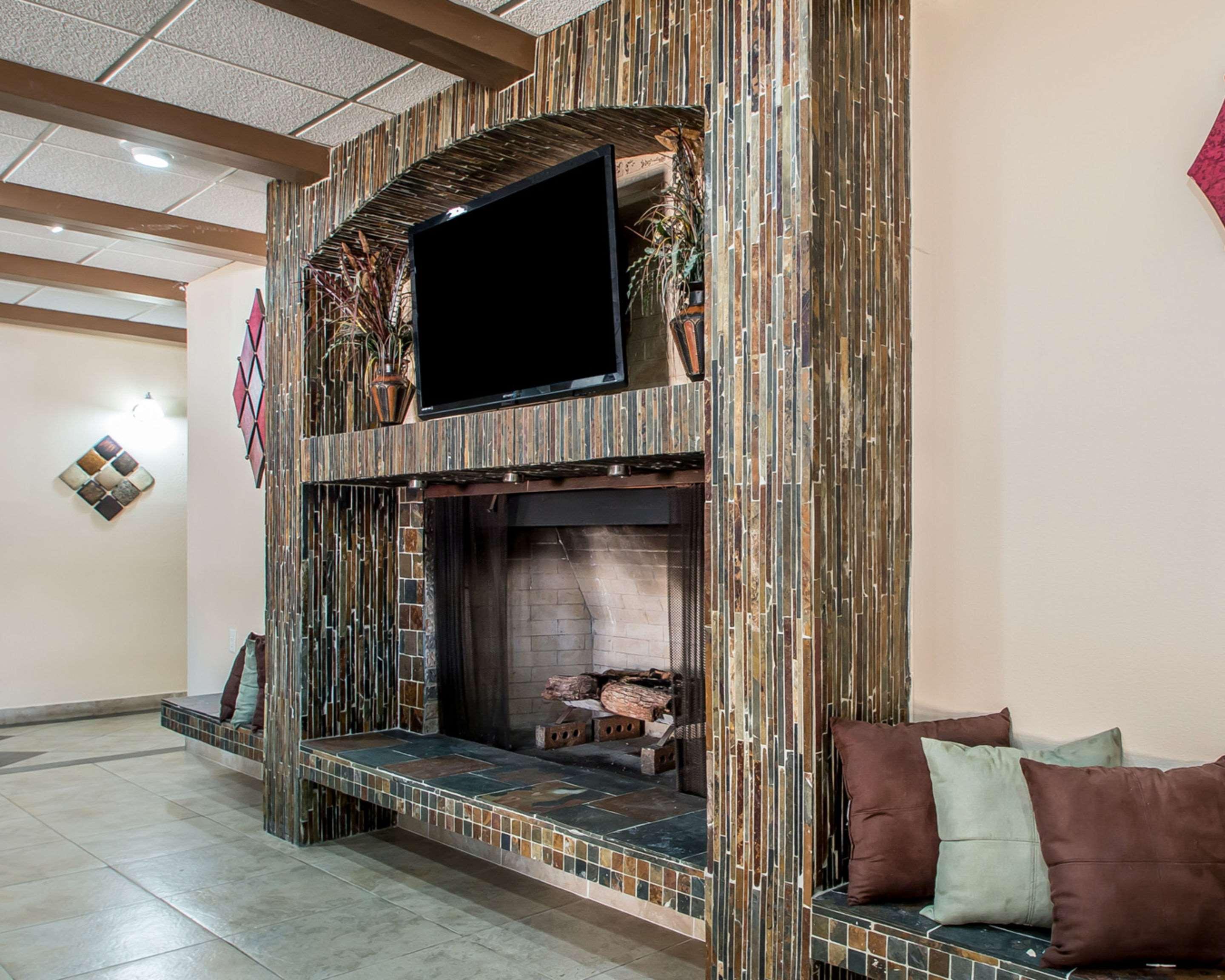 Quality Inn East Dubuque Dış mekan fotoğraf