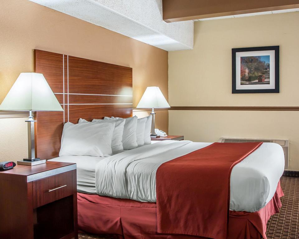 Quality Inn East Dubuque Dış mekan fotoğraf