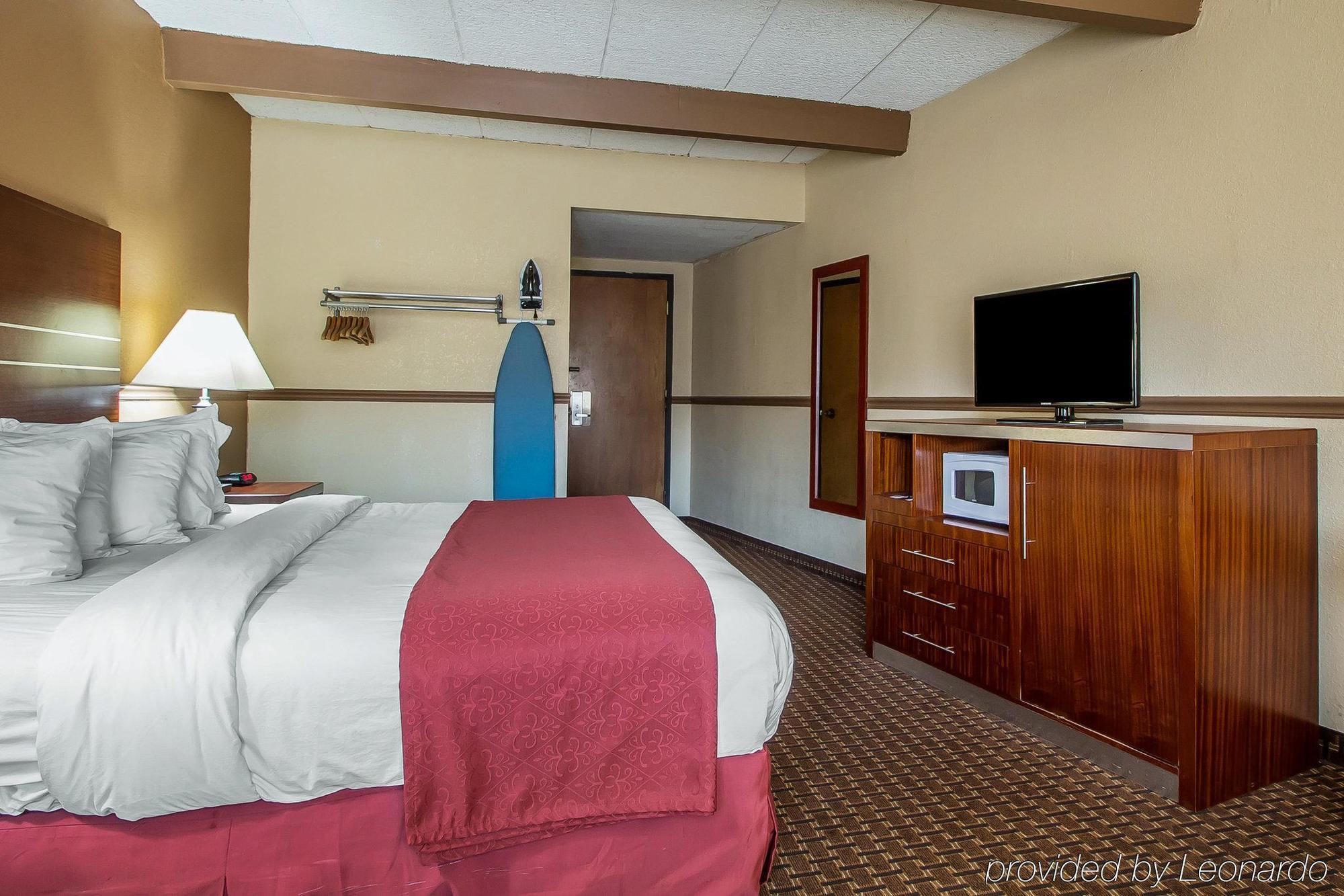 Quality Inn East Dubuque Dış mekan fotoğraf