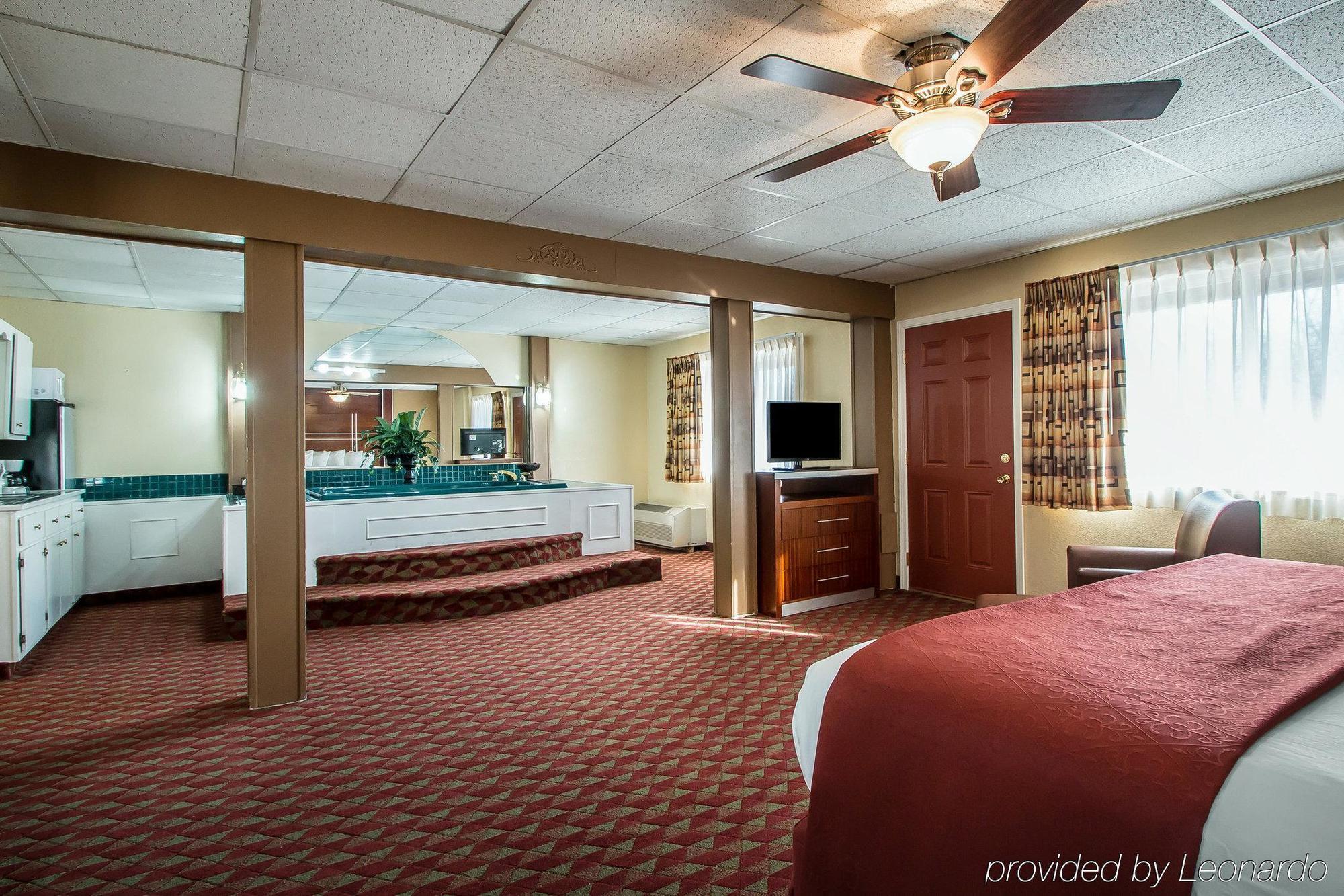 Quality Inn East Dubuque Dış mekan fotoğraf