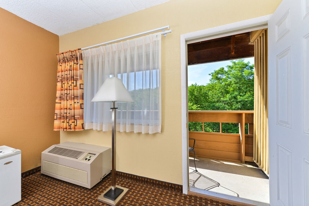 Quality Inn East Dubuque Dış mekan fotoğraf